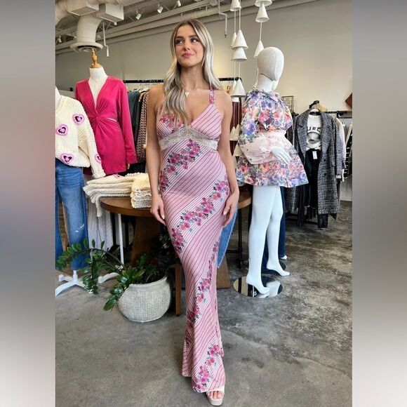 Mixed Bouquet Floral Dress - Picture 4 of 6